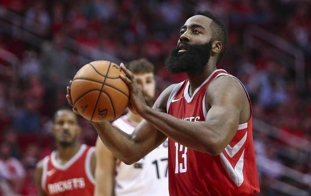 开云体育-哈登回归赛场，赛况扑朔迷离首场状态亮眼，德国队观众沸腾！的简单介绍